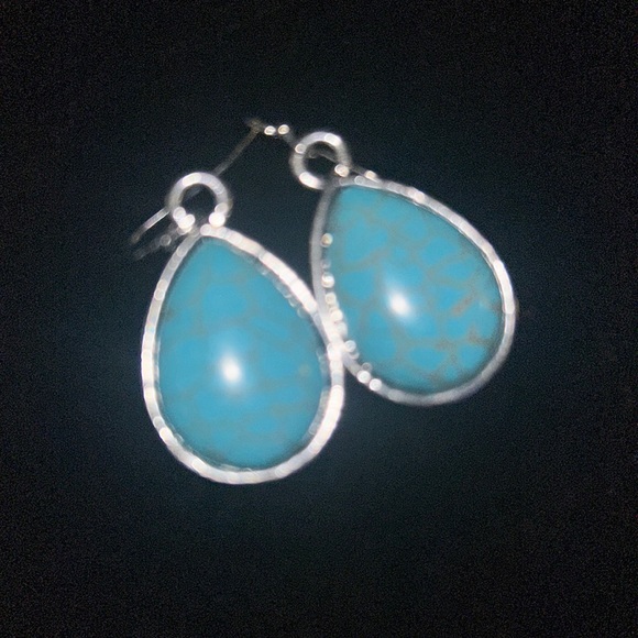 Bohemian Faux Turquoise Necklace & Dangle Earrings Set! - Picture 4 of 4